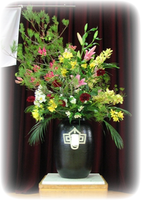 名古屋市千種区の花屋グラッシーの入学、卒業式の装花 名古屋市千種区の花屋グラッシーの入学、卒業式の装花